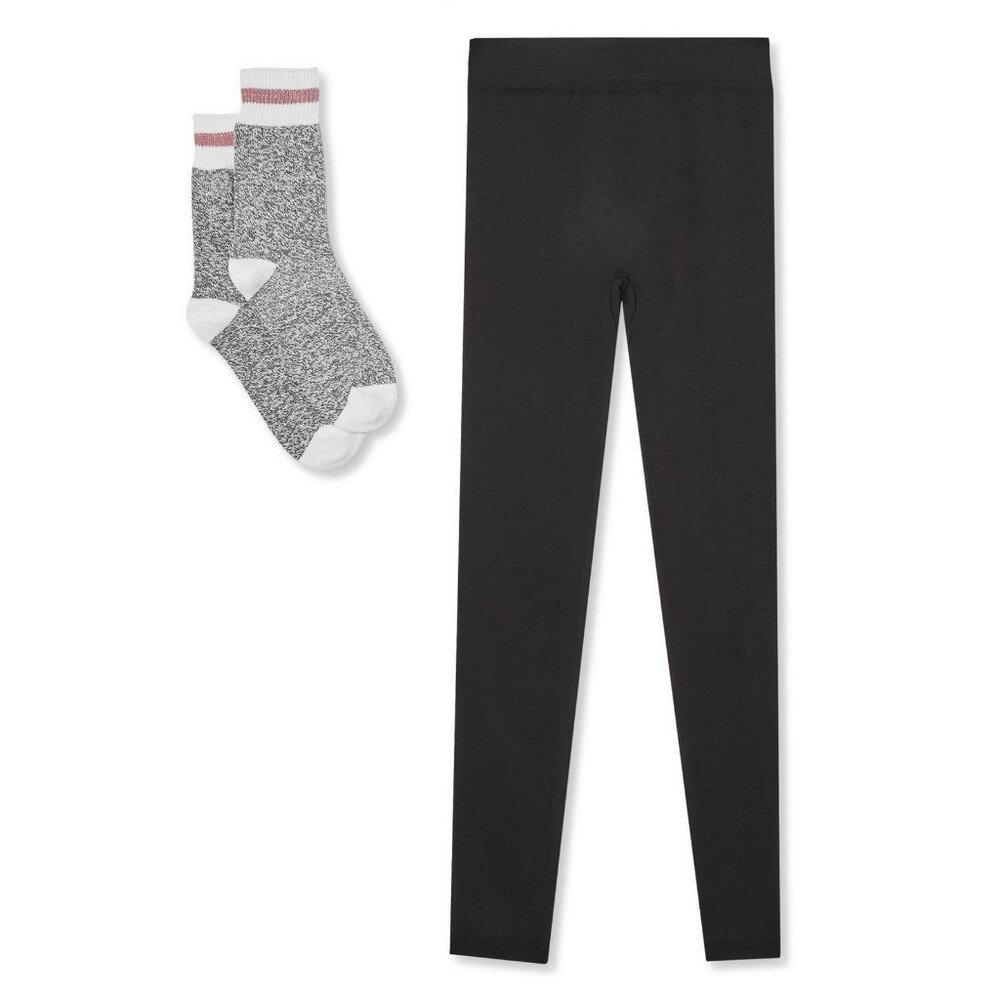 2-Piece Lounge Set Socks and Black Legging